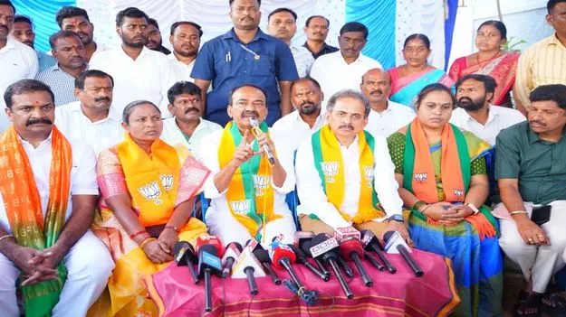 హుజూరాబాద్‌లో బీజేపీ నాయకులను గెలిపించుకుంటా