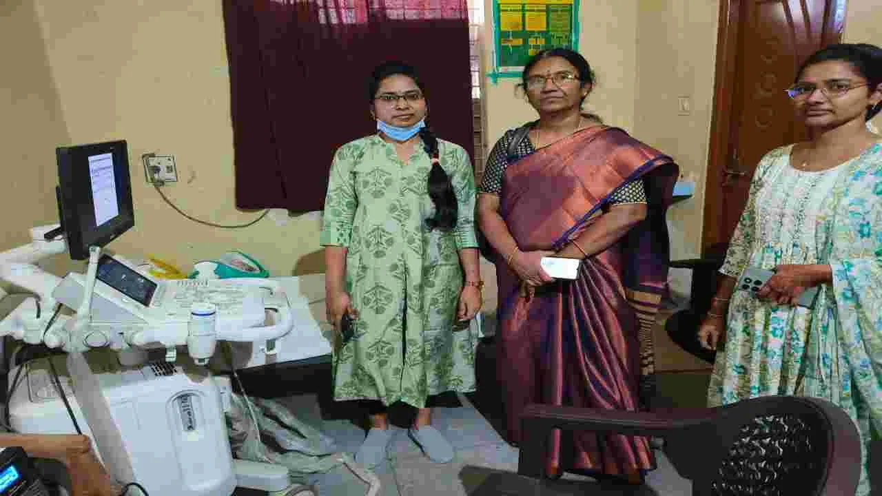 లింగ నిర్ధారణ చేస్తే కఠిన చర్యలు 