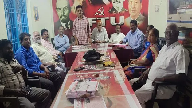 కార్మికులకు ఇచ్చిన హామీలను అమలు చేయాలి 