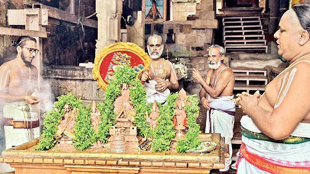 అహోబిలంలో ద్వార తోరణ పూజ