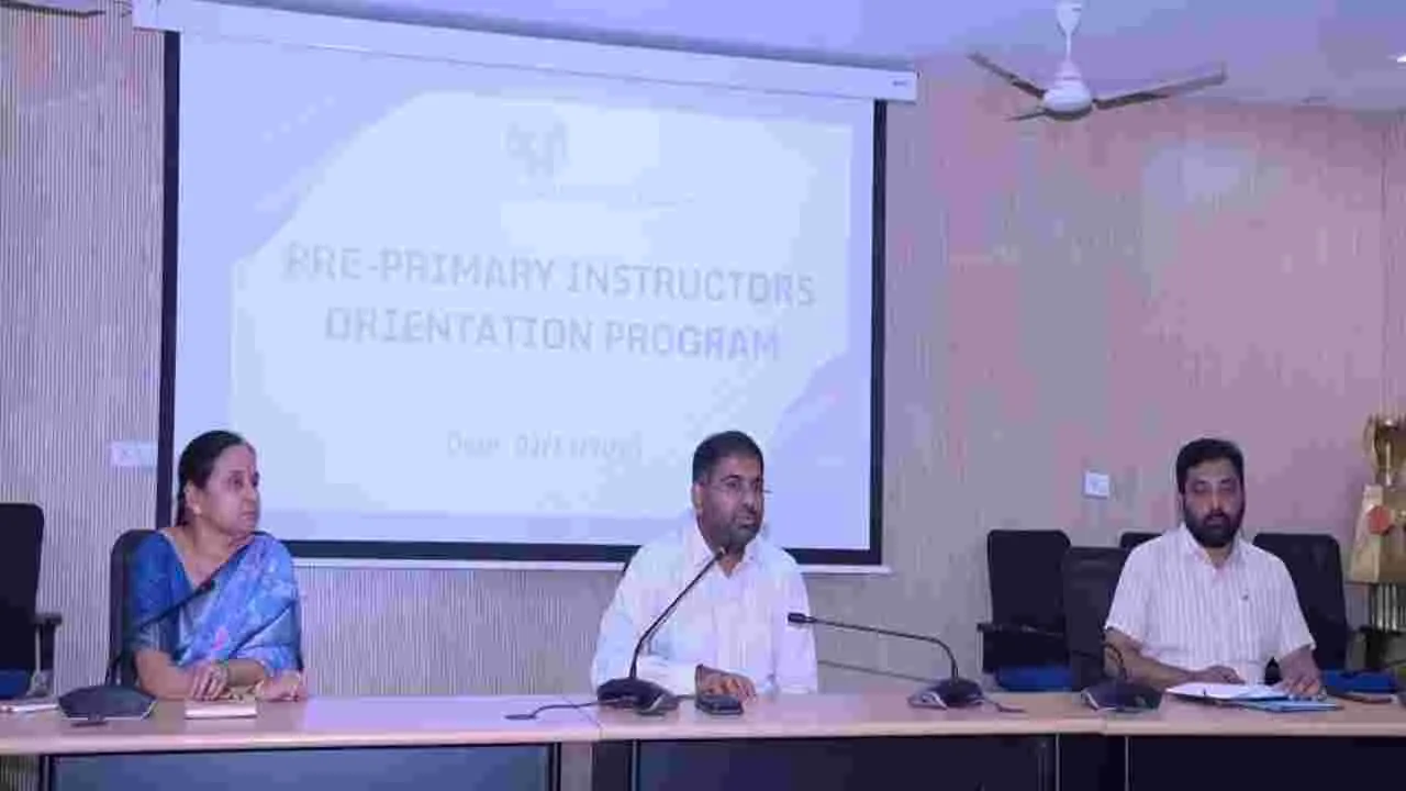 పాఠశాల అభివృద్ధి పనులను   పర్యవేక్షించాలి