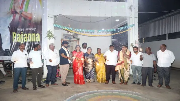 వైభవంగా దీపావళి సంబురాలు