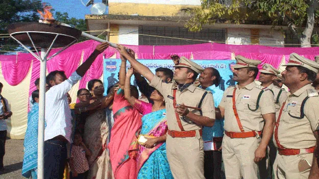 kumaram bheem asifabad- పోలీసు అమరుల త్యాగాలు మరువలేనివి