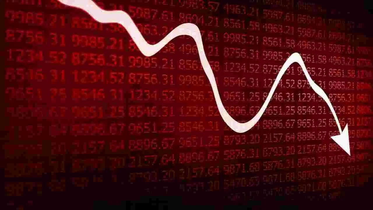 Sensex fall 2025: 82000 దిగువకు సెన్సెక్స్‌