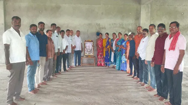 kumaram bheem asifabad- కొండా లక్ష్మణ్‌ బాపూజీకి ఘన నివాళి