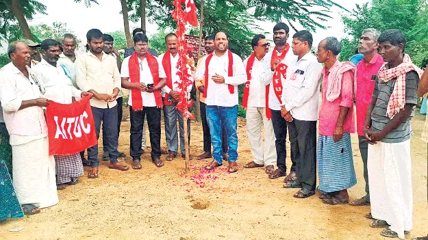కార్మికుల పక్షాన రాజీలేని పోరాటాలు