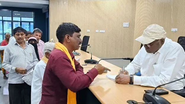 అక్రమ నిర్మాణాలను తొలగించాలి