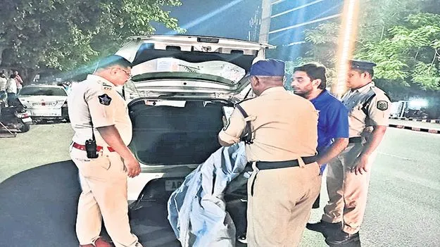 ఢిల్లీ పేలుళ్లతో అప్రమత్తం