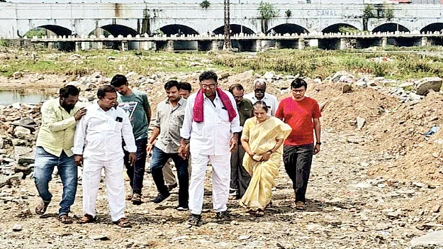 హంద్రీ నదిని కాపాడండి