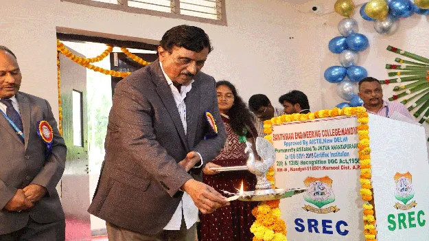 పరిశోధనా దృక్పథంతో ముందుకు సాగాలి