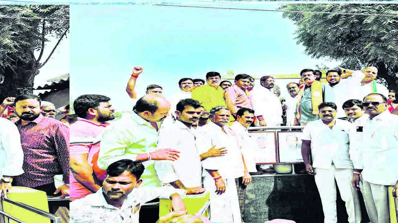 HANDLOOM: చేనేత కార్మికుల ఏళ్ల కల సాకారం