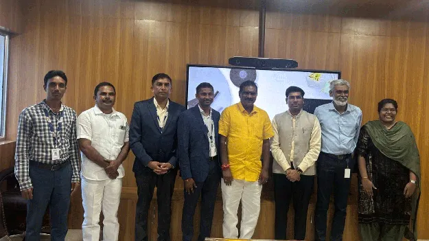 ఇంటికో పారిశ్రామికవేత్త 