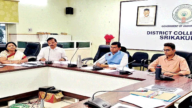 గృహ నిర్మాణ బకాయిలపై దృష్టి 