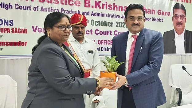 న్యాయ వ్యవస్థపై ప్రజల నమ్మకాన్ని నిలబెట్టాలి