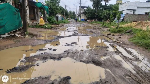 వర్షాలతో మరింత అధ్వానం