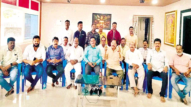 కల్తీ మద్యంపై మాట్లాడే హక్కు వైసీపీకి లేదు