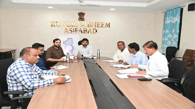 kumaram bheem asifabad- ఇందిరమ్మ ఇళ్ల పనులను త్వరగా పూర్తి చేయాలి