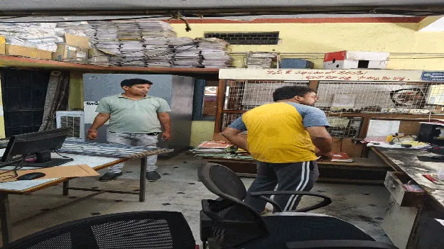 kumaram bheem asifabad- తెలంగాణ గ్రామీణ బ్యాంకులో చోరీకి యత్నం