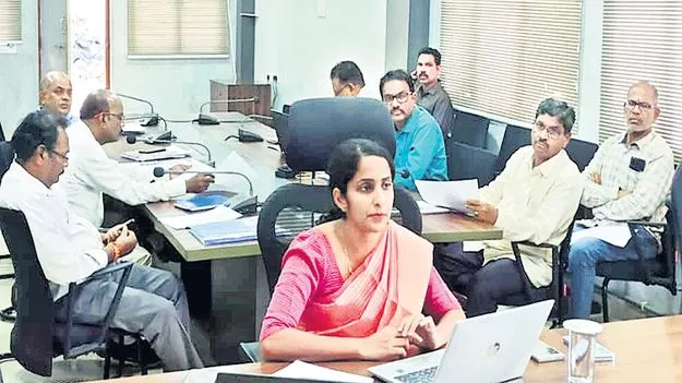 వ్యవసాయ అనుబంధ రంగాల అభివృద్ధికి కృషి