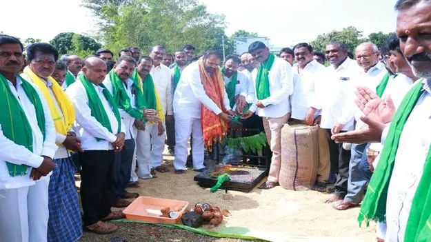 ధాన్యం బోనస్‌ డబ్బులు చెల్లిస్తాం 