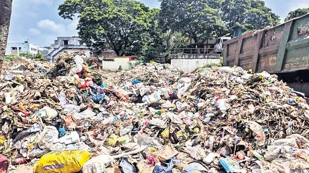 చెత్త సమస్యకు పరిష్కారం లేదా?