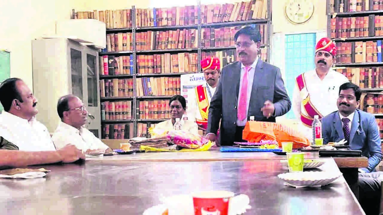 JUDGE: అన్ని సమస్యలకు త్వరలో పరిష్కారం