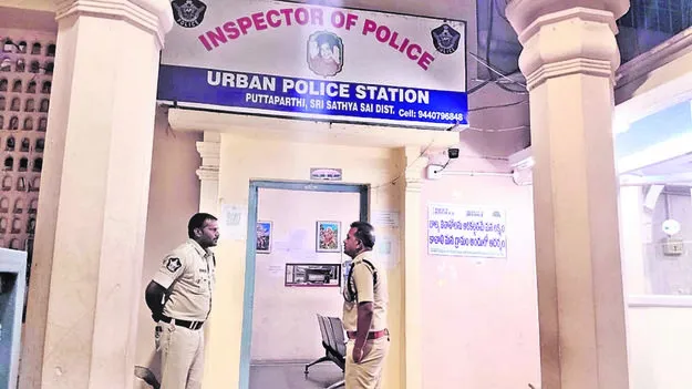 SP: ఎస్పీ ఆకస్మిక తనిఖీలు