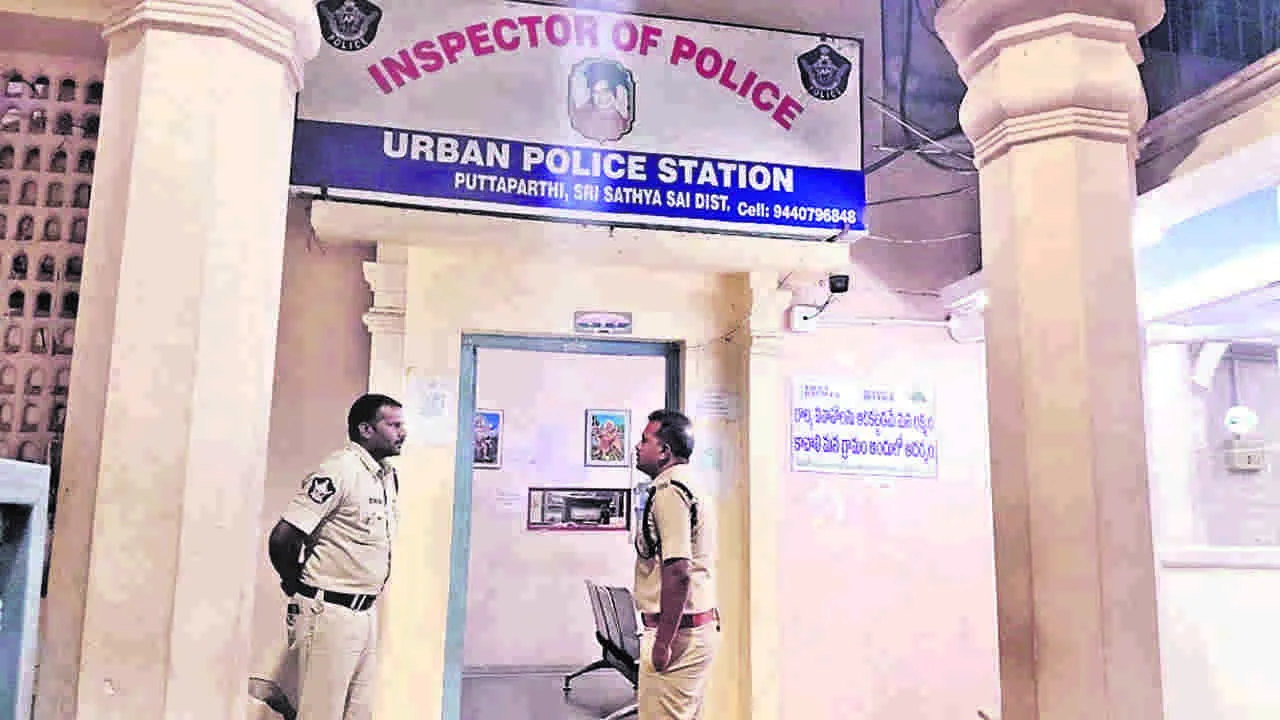 SP: ఎస్పీ ఆకస్మిక తనిఖీలు