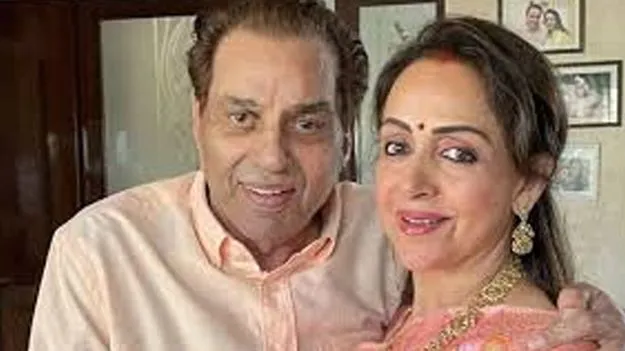 Hema Malini: ధర్మేంద్ర ఆరోగ్యం కోసం ప్రార్థించండి