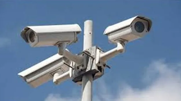 Lapses in Prison Surveillance: జైళ్లల్లో నిఘా లోపం!