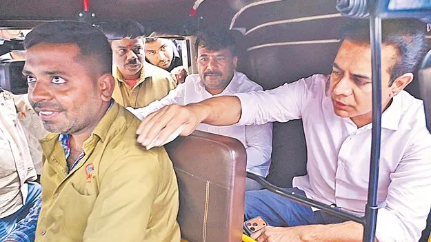 BRS leaders KTR: ఆటో డ్రైవర్ల బతుకులు ఆగమాగం