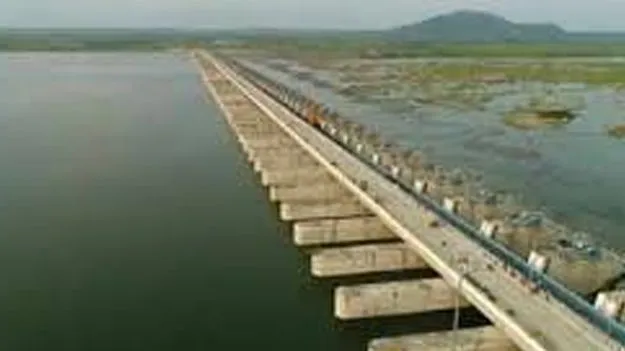 Kaleshwaram Barrages: కాళేశ్వరం బ్యారేజీల పునరుద్ధరణకు.. డిజైన్లు, సమగ్ర ప్రణాళికలు ఇవ్వండి