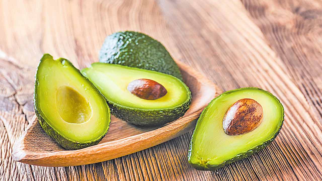 Good Sleep: ప్రశాంతంగా నిద్ర పట్టాలంటే ఇవి తినండి..