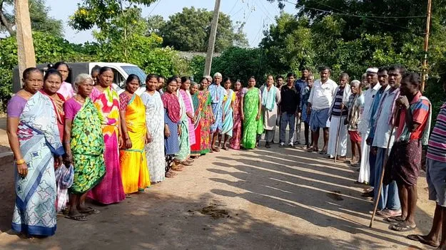 Peddapalli:  సారూ.. ఇందిరమ్మ ఇళ్లు ఇప్పించరూ..