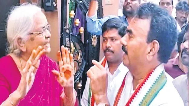 Minister Juplly Krishna Rao: ఉచిత విద్యుత్తు అని బిల్లులేస్తున్నారేంవృద్ధులకు ఇస్తానన్న 4వేలు ఎక్కడ?