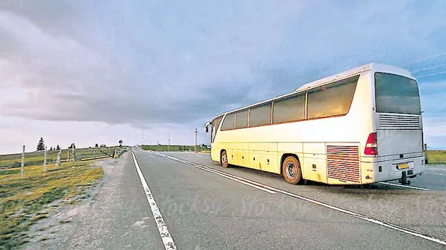 Private Sleeper Bus Accidents in AP: పొరుగు మార్గంలో ప్రైవేటు