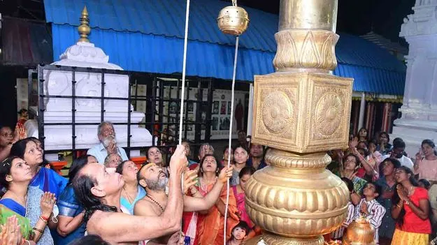 Kritajnata Deepam: కృతజ్ఞతా దీపం