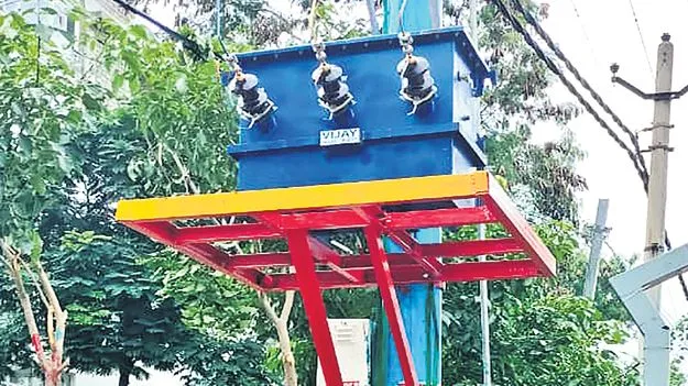 Pole Mounted Transformers: హైదరాబాద్‌లో పోల్‌ మౌంటెడ్‌ ట్రాన్స్‌ఫార్మర్లు !