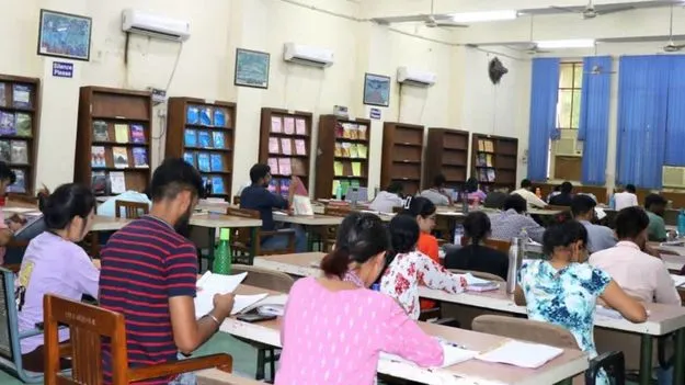 Foreign Universities Show Interest in Telangana: రాష్ట్రంలోనే విదేశీ విద్య!