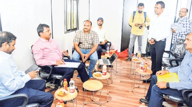 బయోగ్యాస్‌ ప్లాంట్‌ను త్వరితగతిన పూర్తిచేయాలి