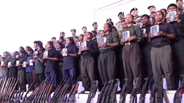 Maoist Leader: ఆయుధం వీడి