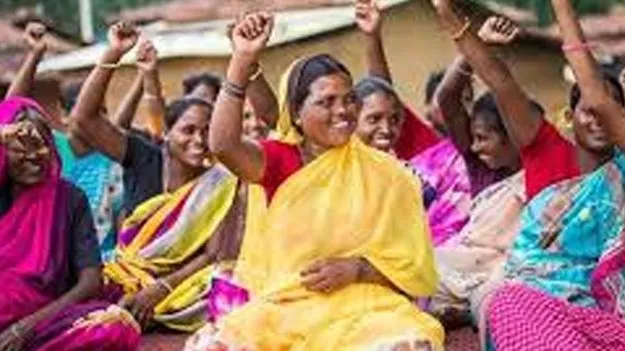 Women Empowerment: 30 వసంతాల చైతన్య మహిళా సంఘం   
