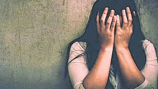 Gang Assault: గ్యాంగ్‌రేప్‌ చేసి కర్రతో కొట్టి హత్య