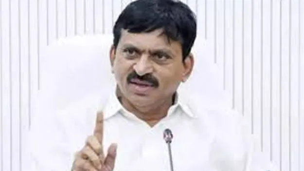 Minister Ponguleti Srinivasa Reddy: శిక్షణ పూర్తయిన సర్వేయర్లకు లైసెన్సులు