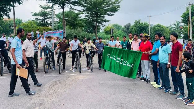 జిల్లాస్థాయి సైక్లింగ్‌ ఎంపిక పోటీలకు స్పందన