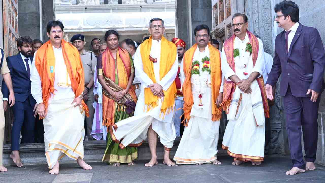 Chief Justice Aparesha Kumar Singh: యాదాద్రి లక్ష్మీ నరసింహ స్వామి వారిని దర్శించుకున్న చీఫ్ జస్టిస్