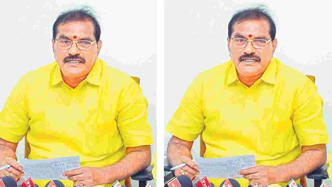 Minister Nimmala Ramanaidu: తుప్పుపట్టిన ధవళేశ్వరం బ్యారేజీ గేట్లు