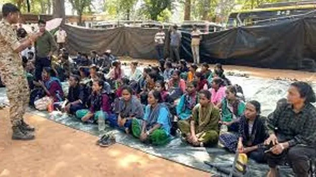 political leader surrender: సంచలన లొంగుబాటు