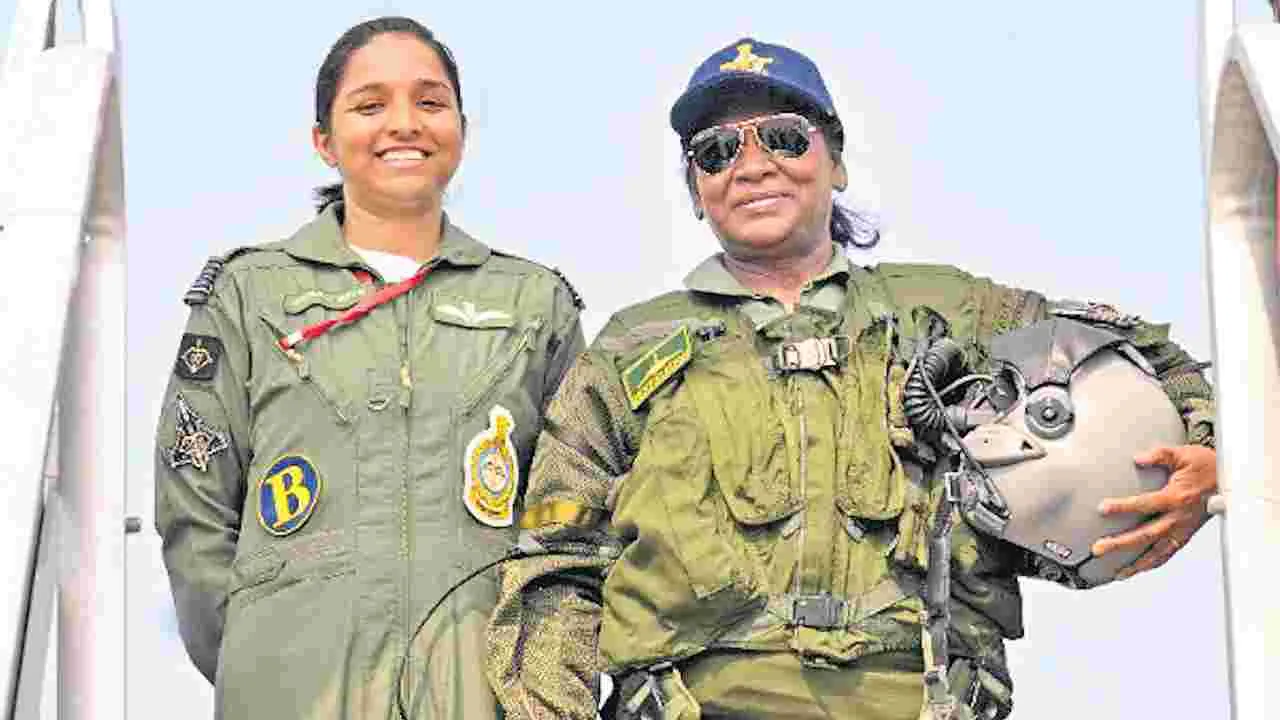 President Draupadi Murmu: రఫేల్‌లో రాష్ట్రపతి