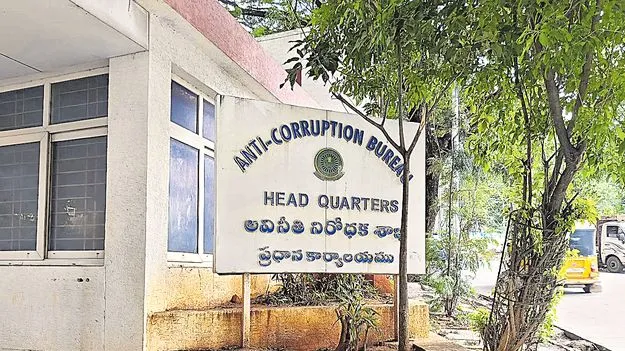 Anti Corruption Bureau: ఏసీబీ జోరుకు..అనుమతుల కళ్లెం!